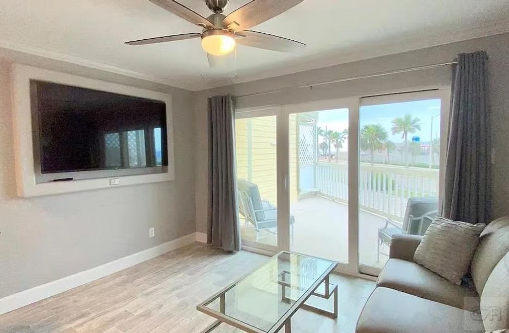 6300 Seawall Blvd # 9123, Galveston, TX 77551