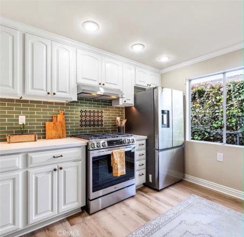 237 23rd, Costa Mesa, CA 92627