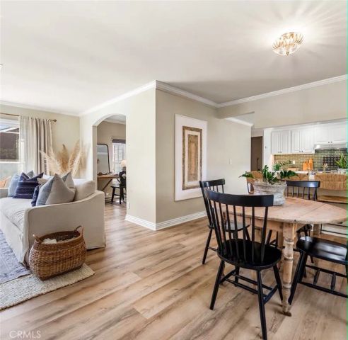 237 23rd, Costa Mesa, CA 92627