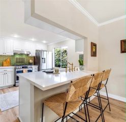 237 23rd, Costa Mesa, CA 92627