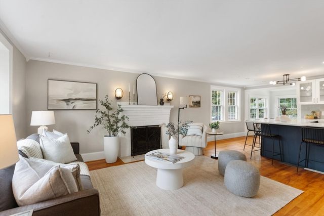 5 Elmhurst Road, Stoneham, MA 02180