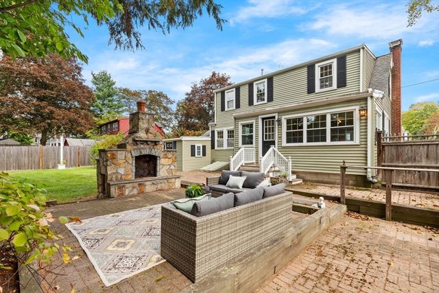 5 Elmhurst Road, Stoneham, MA 02180