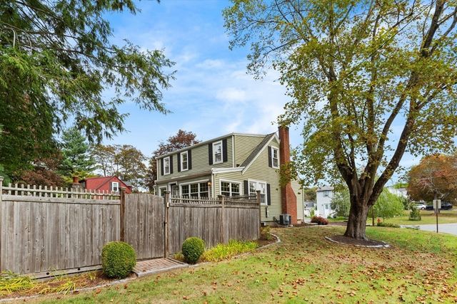 5 Elmhurst Road, Stoneham, MA 02180