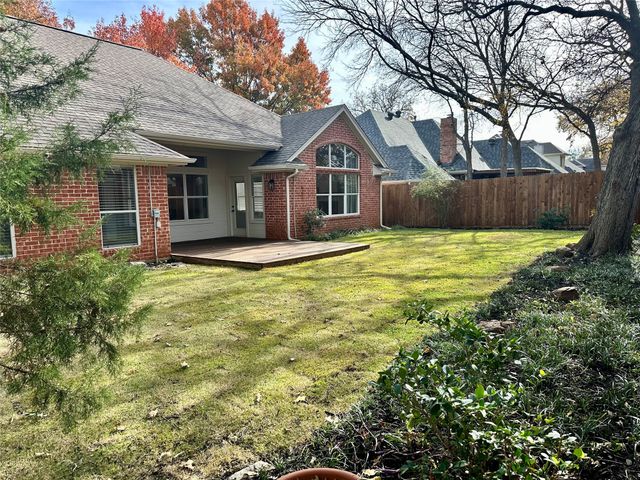 7302 Heritage Oaks Court, Arlington, TX 76001