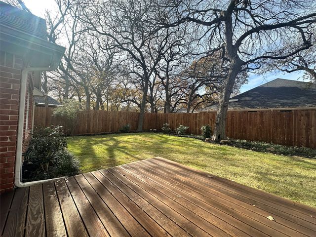 7302 Heritage Oaks Court, Arlington, TX 76001