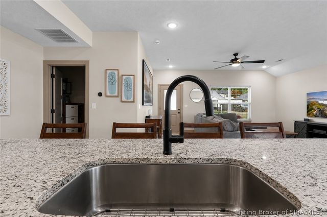8035 Hudson Lane, Georgetown, IN 47122