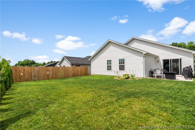 8035 Hudson Lane, Georgetown, IN 47122