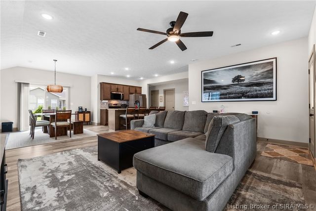 8035 Hudson Lane, Georgetown, IN 47122