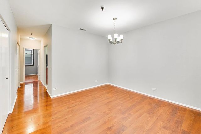 740 S FEDERAL Street 810, Chicago, IL 60605