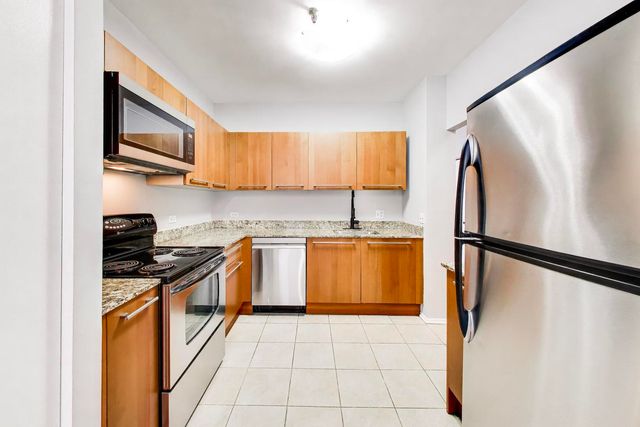 740 S FEDERAL Street 810, Chicago, IL 60605