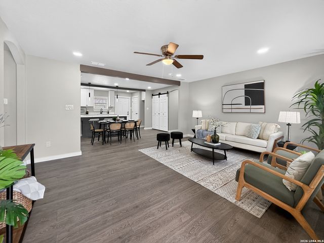 703 W Rosewood, San Antonio, TX 78212