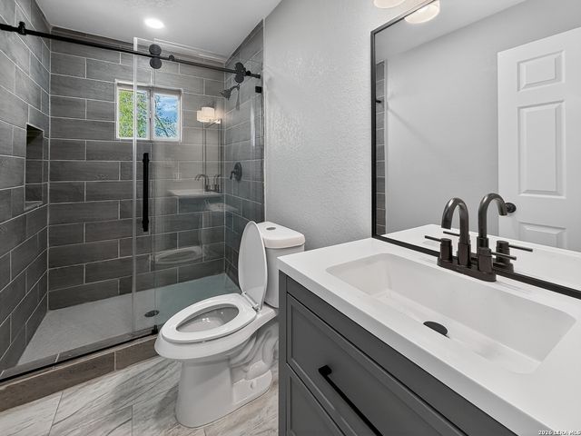 703 W Rosewood, San Antonio, TX 78212