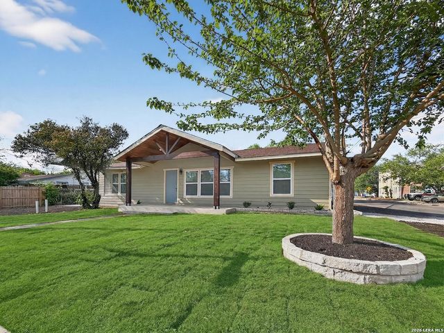 703 W Rosewood, San Antonio, TX 78212