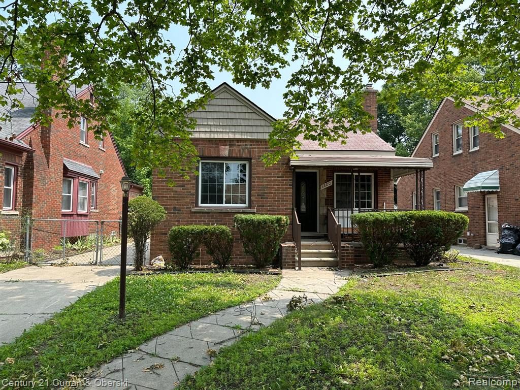 1800 N York Street, Dearborn, MI 48128