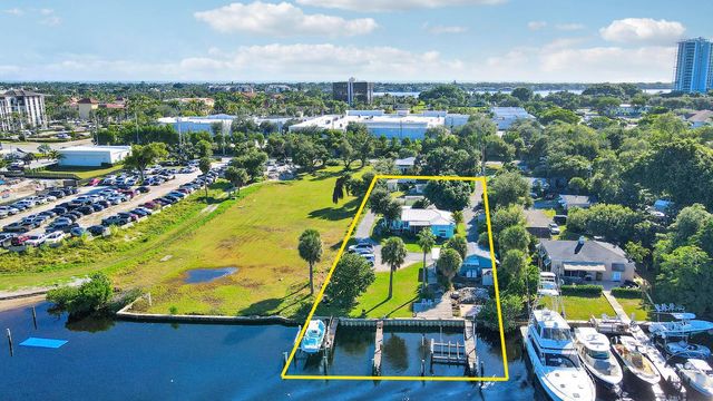 2031 Melody Lane, North Palm Beach, FL 33408