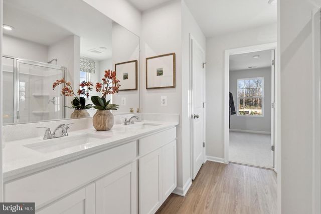 83 VERNON ST, Charles Town, WV 25414