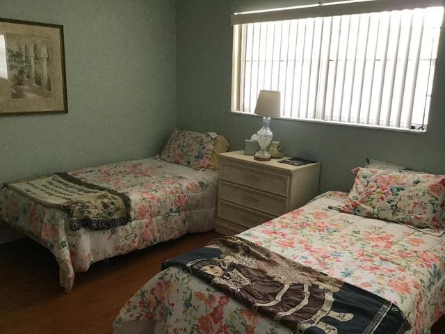7410 NW 1st Street 202, Margate, FL 33063