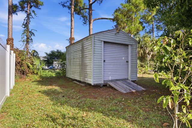 1273 SW Glastonberry Avenue, Port St. Lucie, Port St Lucie, FL 34953