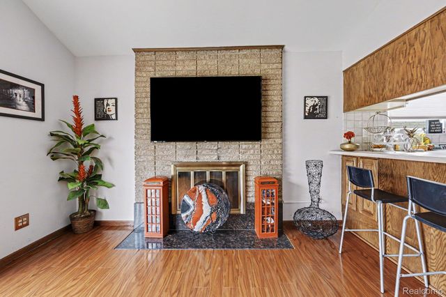 37400 Hacker Drive, Sterling Heights, MI 48310
