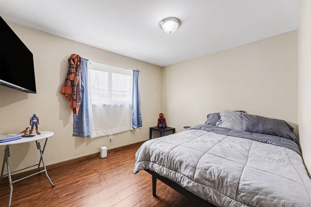 37400 Hacker Drive, Sterling Heights, MI 48310