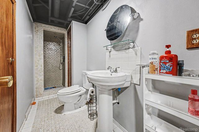 37400 Hacker Drive, Sterling Heights, MI 48310