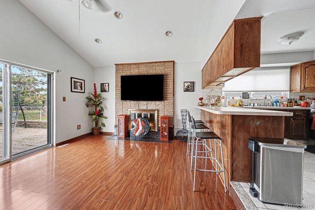 37400 Hacker Drive, Sterling Heights, MI 48310