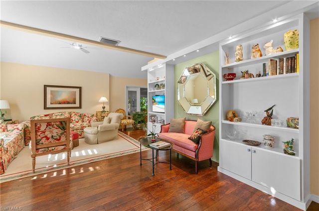 1313 Solana RD W A3, Naples, FL 34103