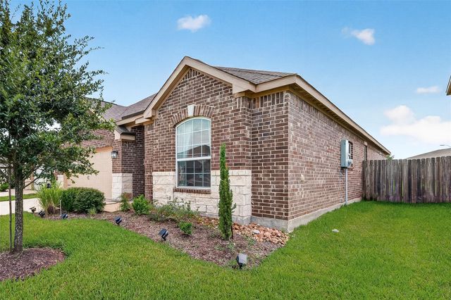 21019 Echo Manor Drive, Hockley, TX 77447