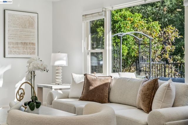 2244 Jackson St, Fremont, CA 94539