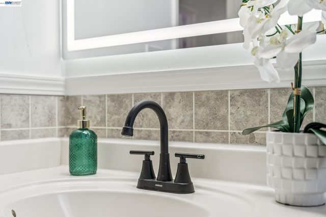 2244 Jackson St, Fremont, CA 94539