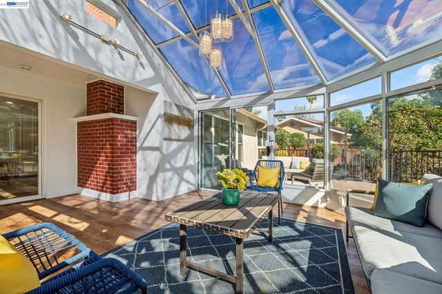 2244 Jackson St, Fremont, CA 94539