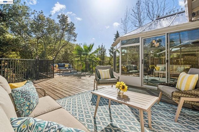 2244 Jackson St, Fremont, CA 94539