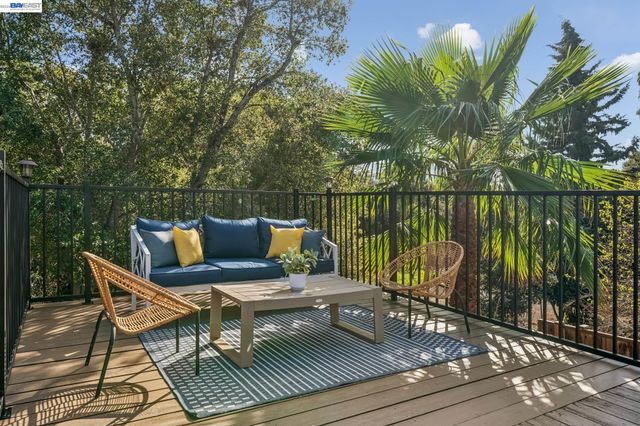 2244 Jackson St, Fremont, CA 94539