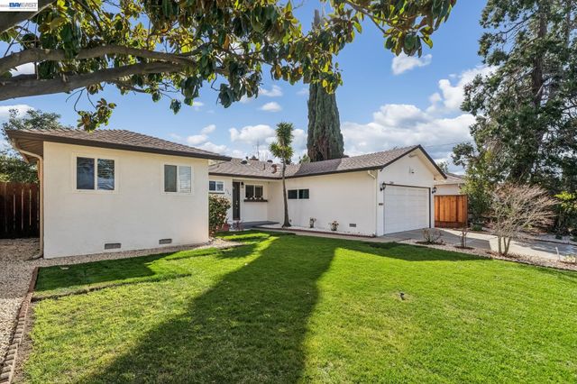 2244 Jackson St, Fremont, CA 94539