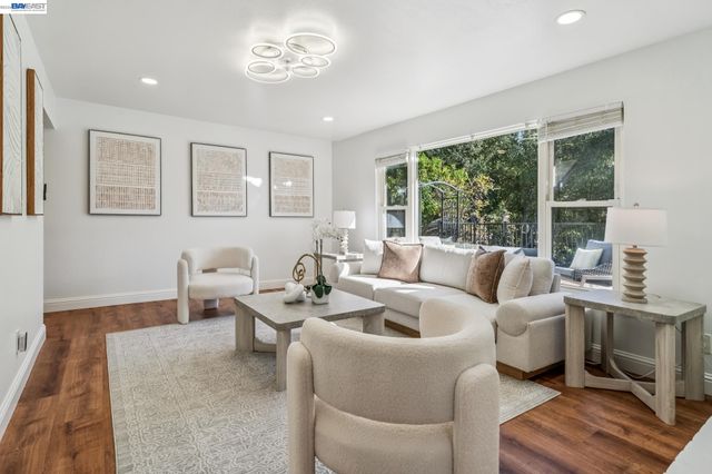 2244 Jackson St, Fremont, CA 94539