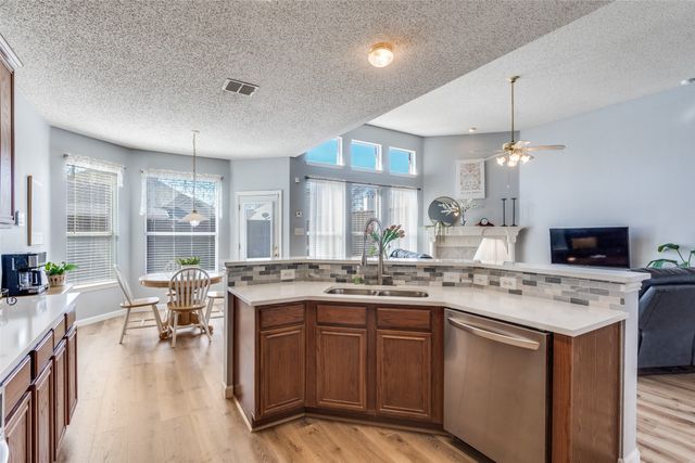 1717 Angel Falls Drive, Frisco, TX 75036