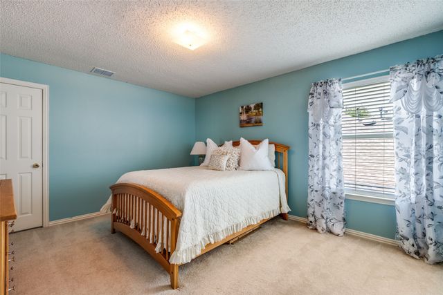 1717 Angel Falls Drive, Frisco, TX 75036