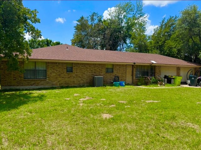 2410 N State Highway 95 N, Bastrop, TX 78602