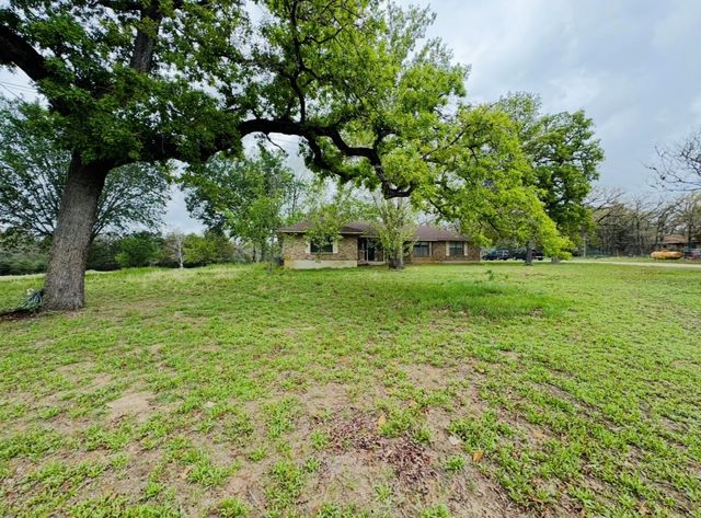 2410 N State Highway 95 N, Bastrop, TX 78602