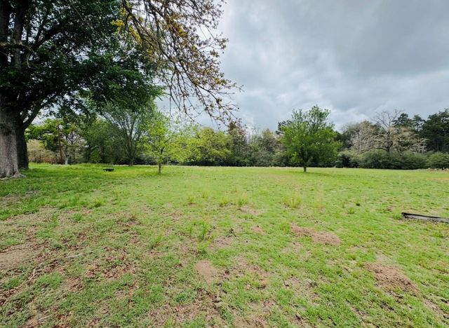 2410 N State Highway 95 N, Bastrop, TX 78602