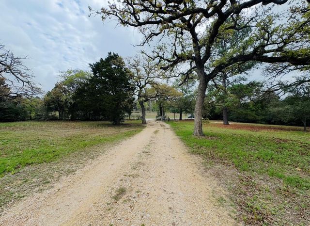 2410 N State Highway 95 N, Bastrop, TX 78602