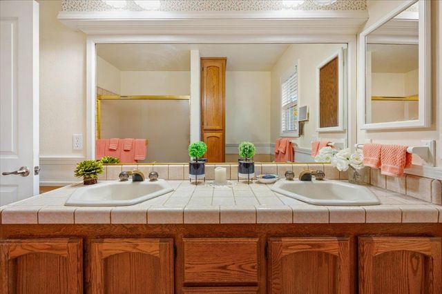 18658 Wildflower Dr, Penn Valley, CA 95946