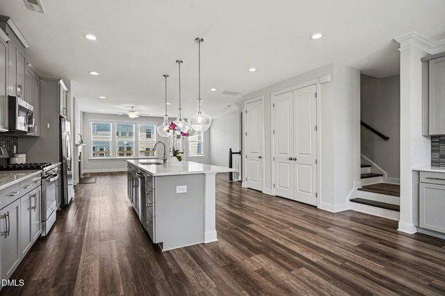 802 Patriot Summit Lane, Apex, NC 27523