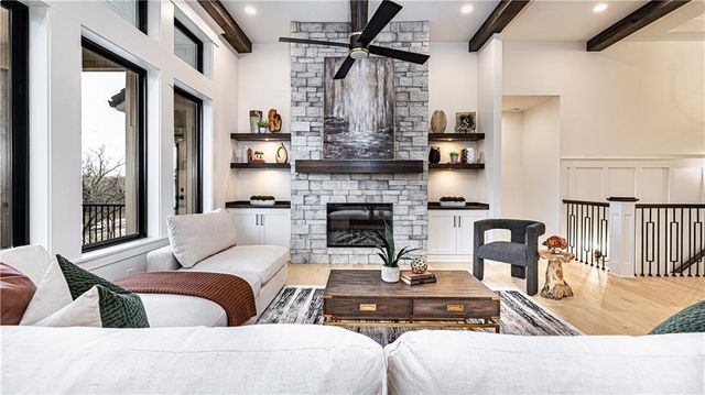 119 Teton Ridge, Lake Winnebago, MO 64034