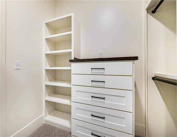 119 Teton Ridge, Lake Winnebago, MO 64034