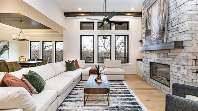 119 Teton Ridge, Lake Winnebago, MO 64034