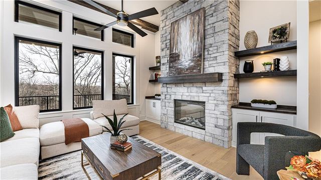 119 Teton Ridge, Lake Winnebago, MO 64034