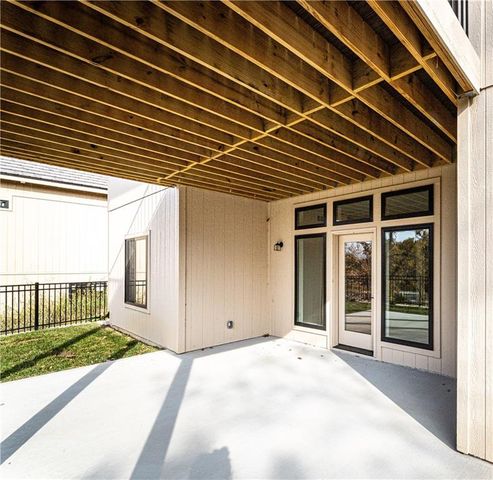 119 Teton Ridge, Lake Winnebago, MO 64034