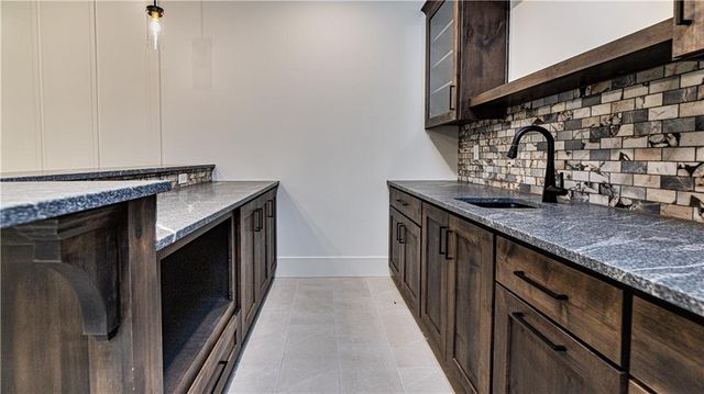 119 Teton Ridge, Lake Winnebago, MO 64034