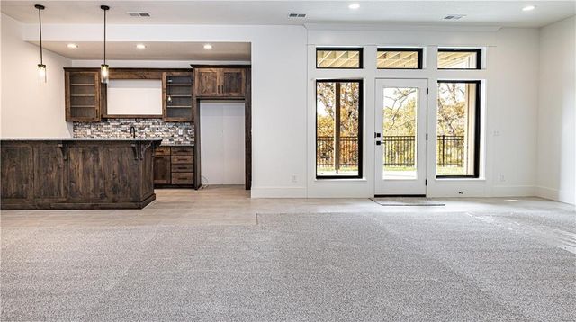 119 Teton Ridge, Lake Winnebago, MO 64034